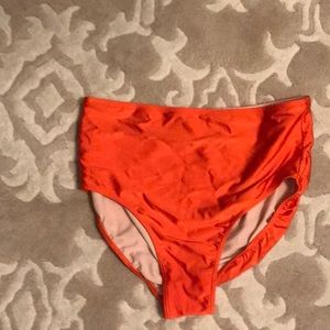 Albion Fit size medium swim bottoms